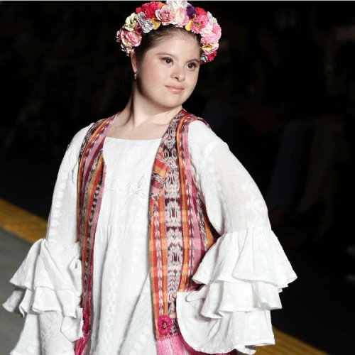 Los diseños de Isabella están inspirados en textiles indígenas.